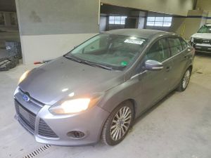 Ford Focus TITANIUM 2.0L 4 2012
