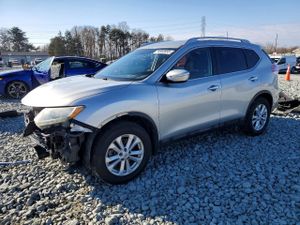 Nissan Rogue S 2.5L 4 2015