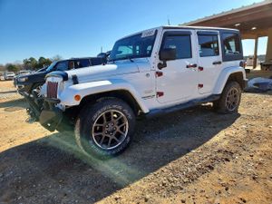 Jeep Wrangler SAHARA 3.6L 6 2014