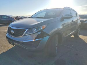 Kia Sportage LX 2.4L 4 2015