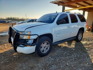 Chevrolet Tahoe 5.3L 8 2014