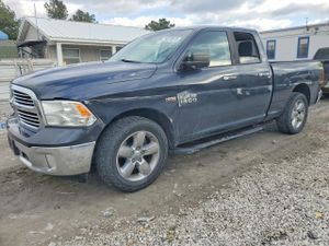 RAM 1500 SLT 5.7L 8 2013