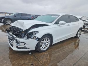 Ford Fusion SE 2.5L 4 2013