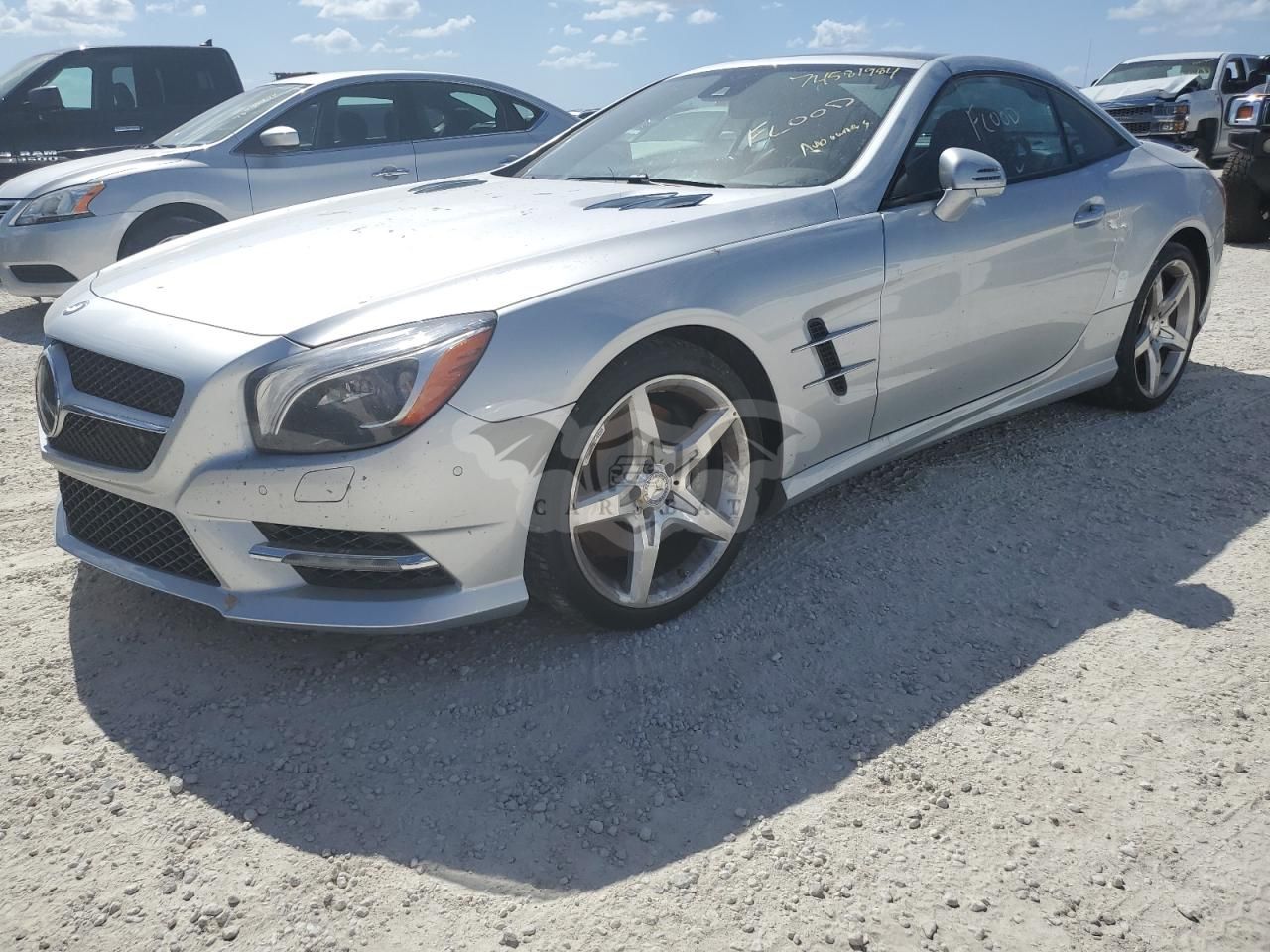Mercedes-Benz SL 550 4.6L 8 2013