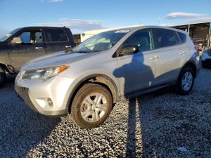 Toyota Rav4 LE 2.5L 4 2015