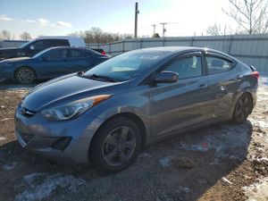 Hyundai Elantra GLS 1.8L 4 2013
