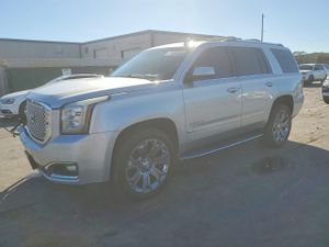 GMC Yukon DENALI 6.2L 8 2015