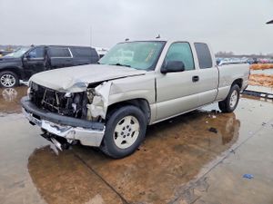 Chevrolet Silverado 1500 C1500 5.3L 8 2005