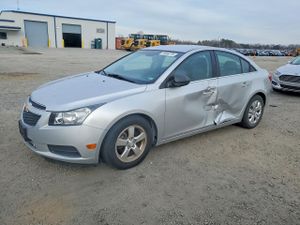 Chevrolet Cruze LS 1.8L 4 2012