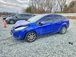 Ford Fiesta SE 1.6L 4 2015