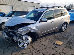 Subaru Forester 2.5X PREMIUM 2.5L 4 2010