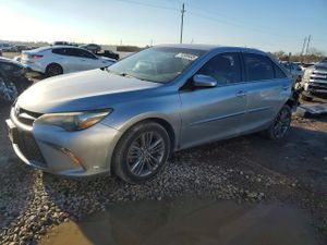 Toyota Camry LE 2.5L 4 2015