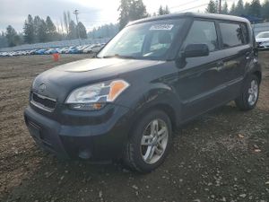 Kia Soul + 2.0L 4 2010