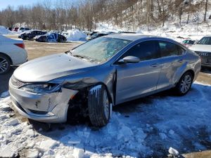 Chrysler 200 LIMITED 2.4L 4 2015
