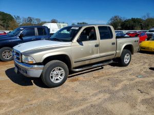 Dodge Dakota QUAD SLT 4.7L 8 2004