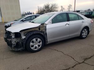 Toyota Camry BASE 2.4L 4 2009