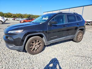Jeep Cherokee LATITUDE 2.4L 4 2015
