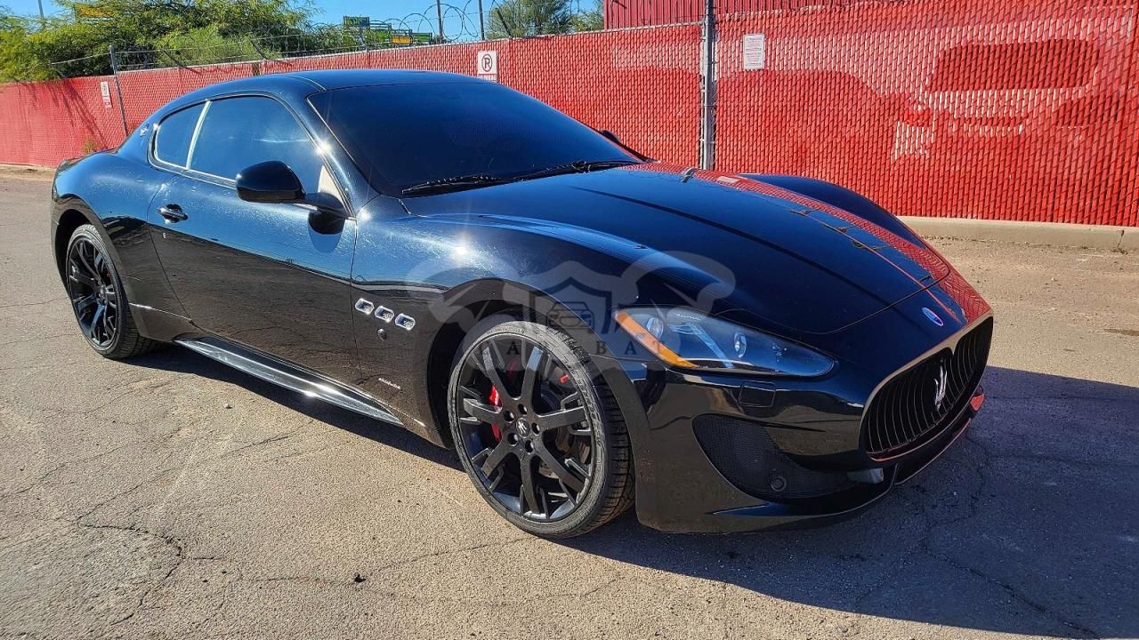 Maserati GranTurismo S 4.7L 8 2013