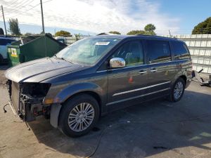 Chrysler Town & Country TOURING L 3.6L 6 2015