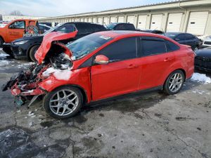 Ford Focus SE 2.0L 4 2015