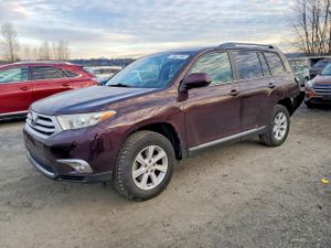 Toyota Highlander BASE 3.5L 6 2013