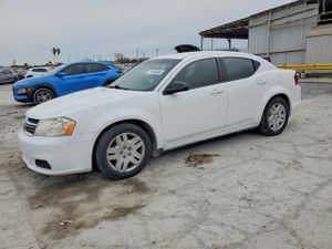 Dodge Avenger SE 2.4L 4 2014