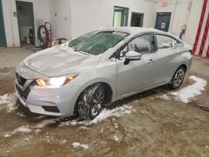 Nissan Versa SV 1.6L 4 2020