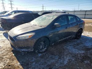 Ford Focus SE 2.0L 4 2015