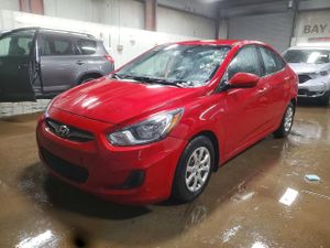 Hyundai Accent 1.6L 4 2013