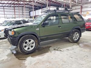 Nissan Pathfinder LE 3.3L 6 1996