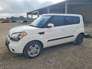 Kia Soul + 2.0L 4 2011