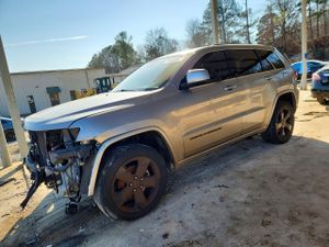 Jeep Grand Cherokee LAREDO 3.6L 6 2015