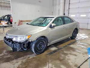 Toyota Camry HYBRID 2.5L 4 2014