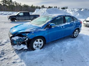 Ford Focus SE 2.0L 4 2014