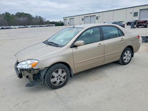 Toyota Corolla CE 1.8L 4 2005