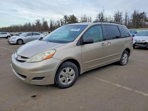 Toyota Sienna CE 3.3L 6 2006