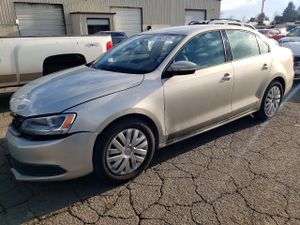Volkswagen Jetta SE 2.5L 5 2011