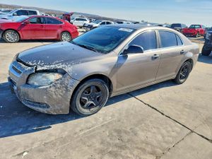 Chevrolet Malibu LS 2.4L 4 2012