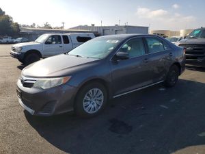 Toyota Camry BASE 2.5L 4 2012