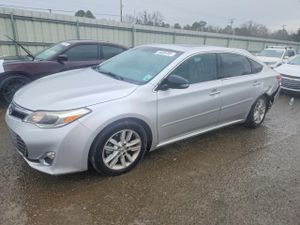 Toyota Avalon BASE 3.5L 6 2013
