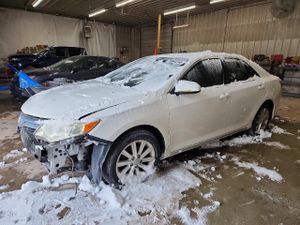 Toyota Camry BASE 2.5L 4 2012