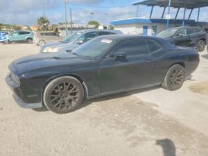 Dodge Challenger R/T 5.7L 8 2012