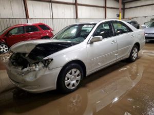 Toyota Camry LE 2.4L 4 2004