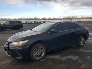 Toyota Camry LE 2.5L 4 2015