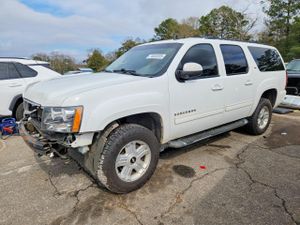 Chevrolet Suburban K1500 LT 5.3L 8 2013