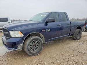 RAM 1500 ST 5.7L 8 2015
