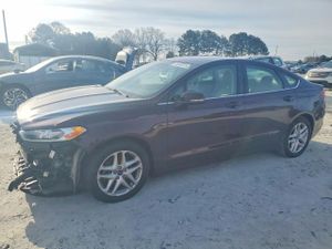 Ford Fusion SE 2.5L 4 2013