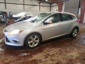 Ford Focus SE 2.0L 4 2014