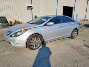 Hyundai Sonata SE 2.4L 4 2013