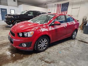 Chevrolet Aveo (Sonic) LT 1.8L 4 2012
